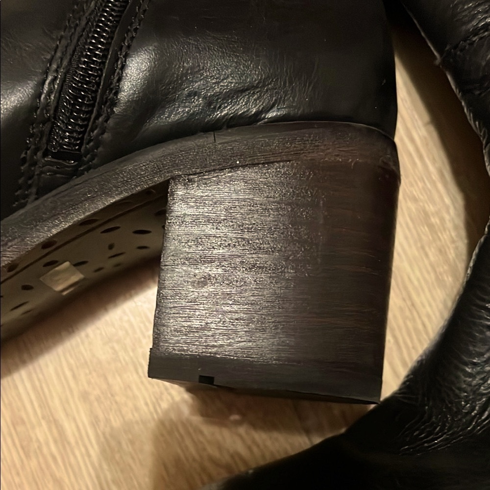 Franco Sarto Black Leather Knee-High Boots - Size 10 - Picture 3 of 10